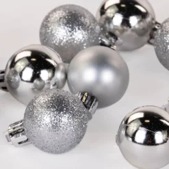 Bombki z tworzywa sztucznego, różne wzory, Ø 3 cm, 18 szt.