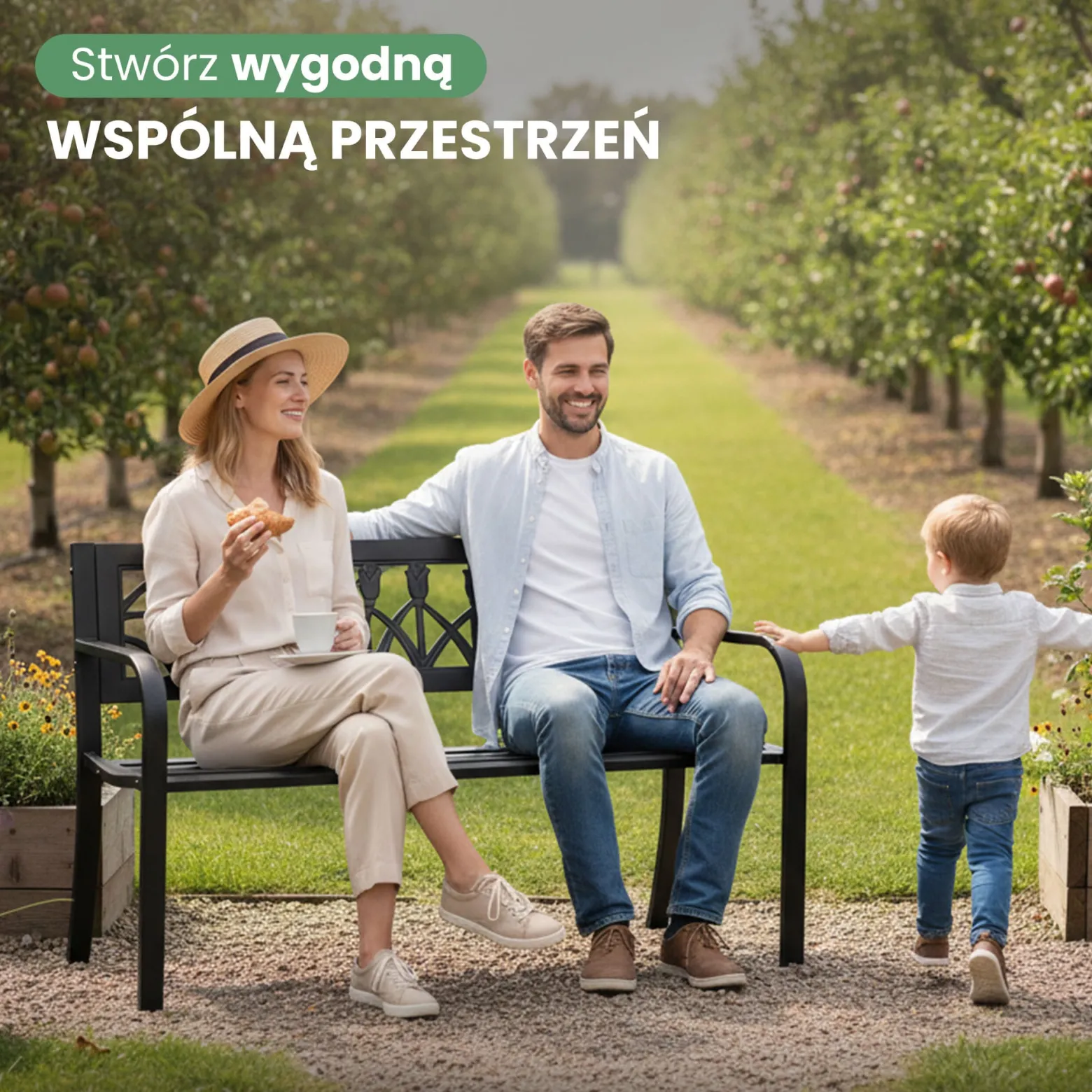 Czarna ławka ogrodowa LISSA ze stalowymi nogami szerokość 124 cm