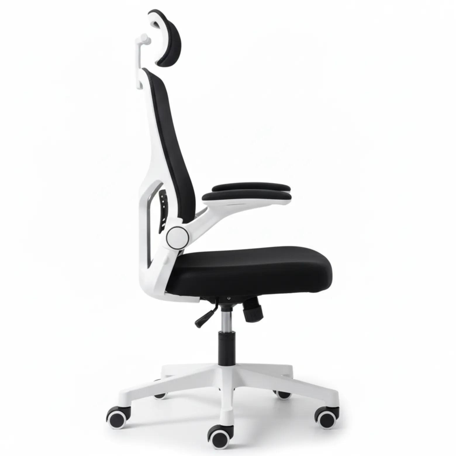 Ergonomiczny fotel biurowy obrotowy mikrosiatka BATI czarno-biały