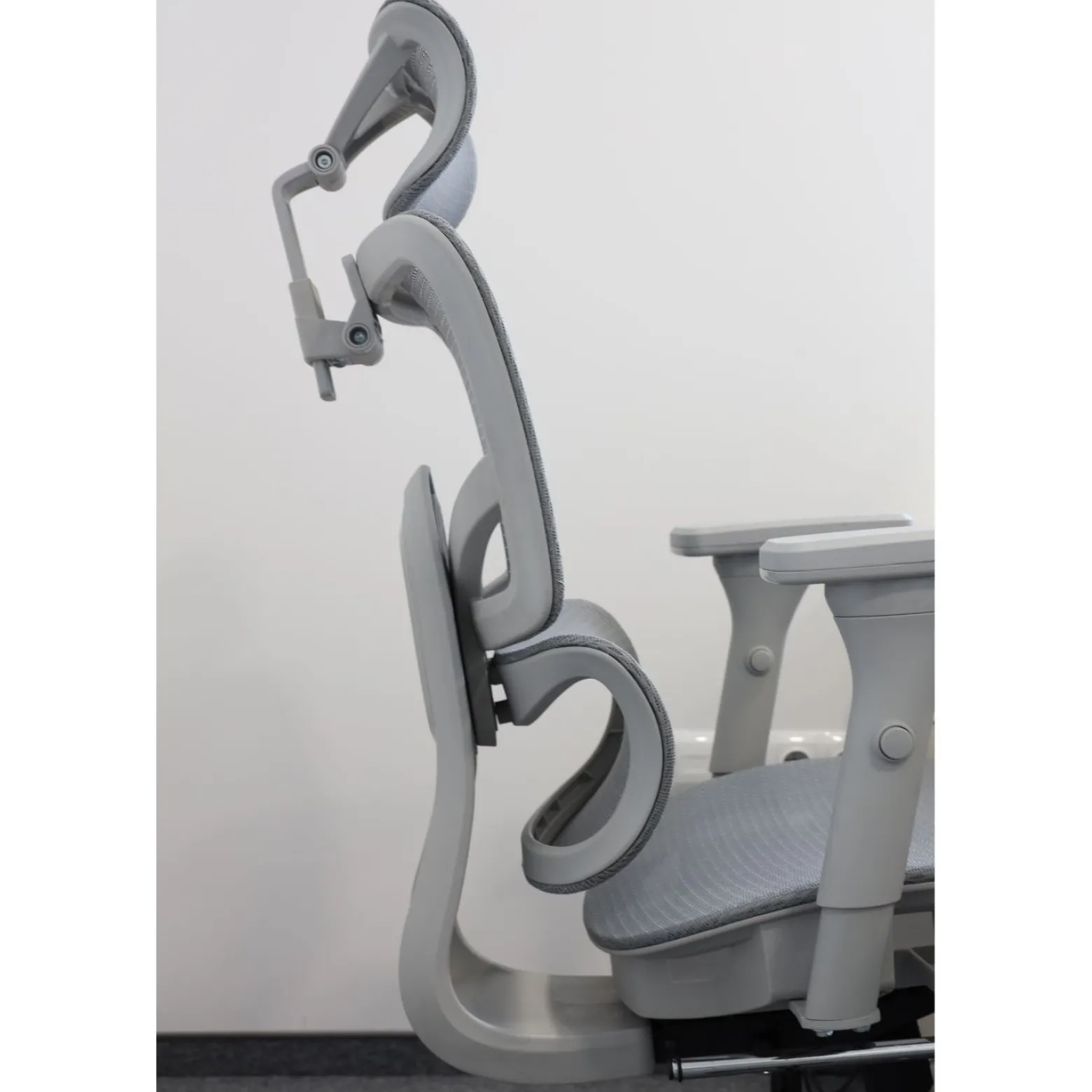 Ergonomiczny fotel biurowy regulowane krzesło z siatki - Szare