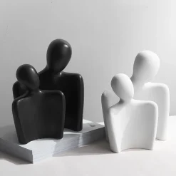 Figurka Dekoracyjna Para Czarna Nowoczesna Ozdobna do Domu Sypialni Salonu