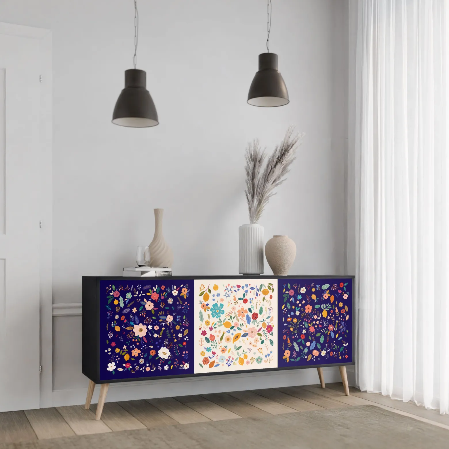 FLORAL COMBINATION Komoda 3 drzwi Czarna-Bukowa skośna