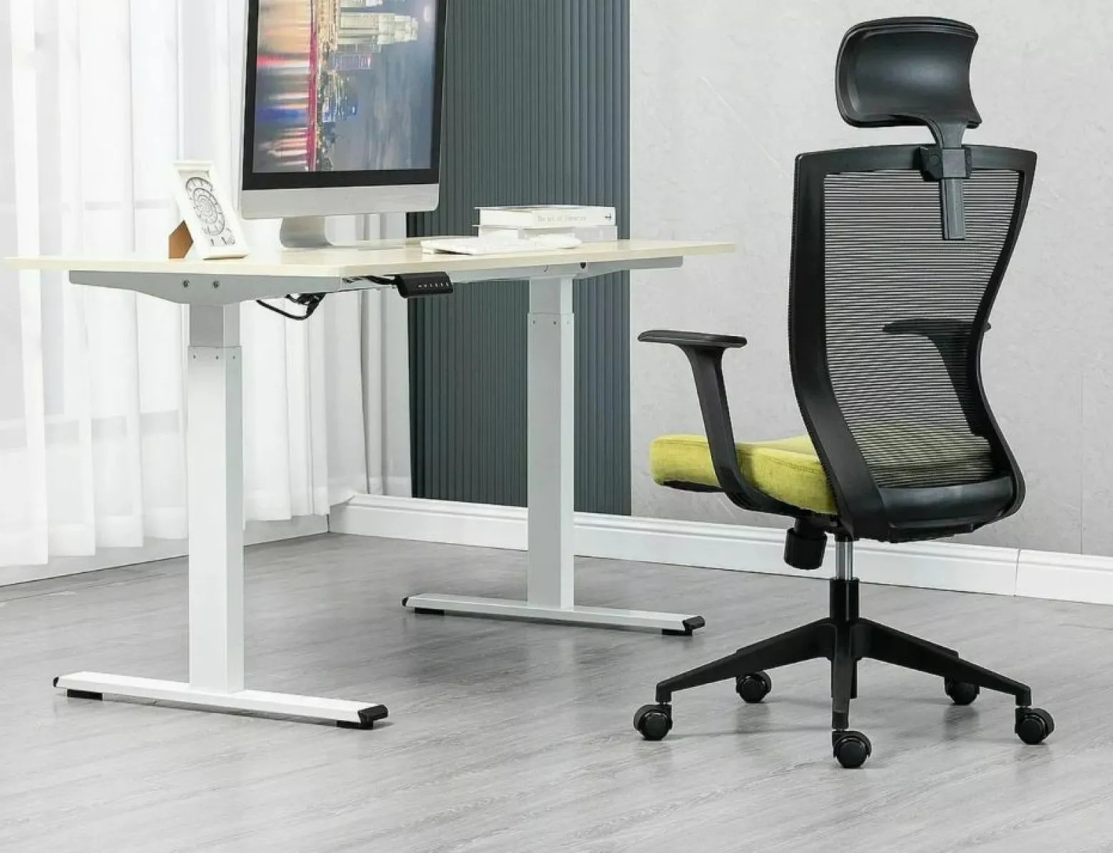 Fotel biurowy Q-328H czarny/zielony