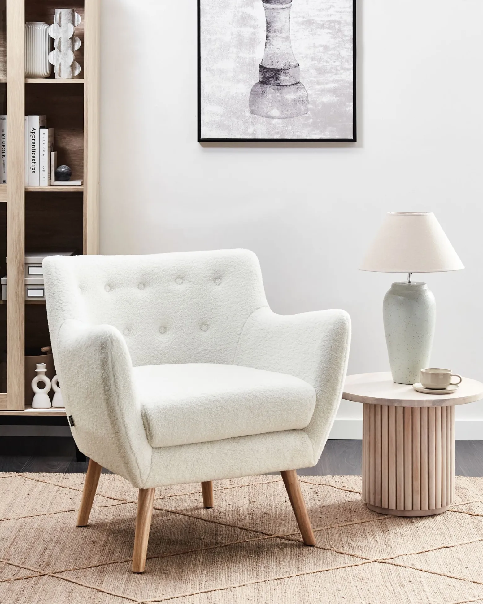 Fotel boucle retro biały