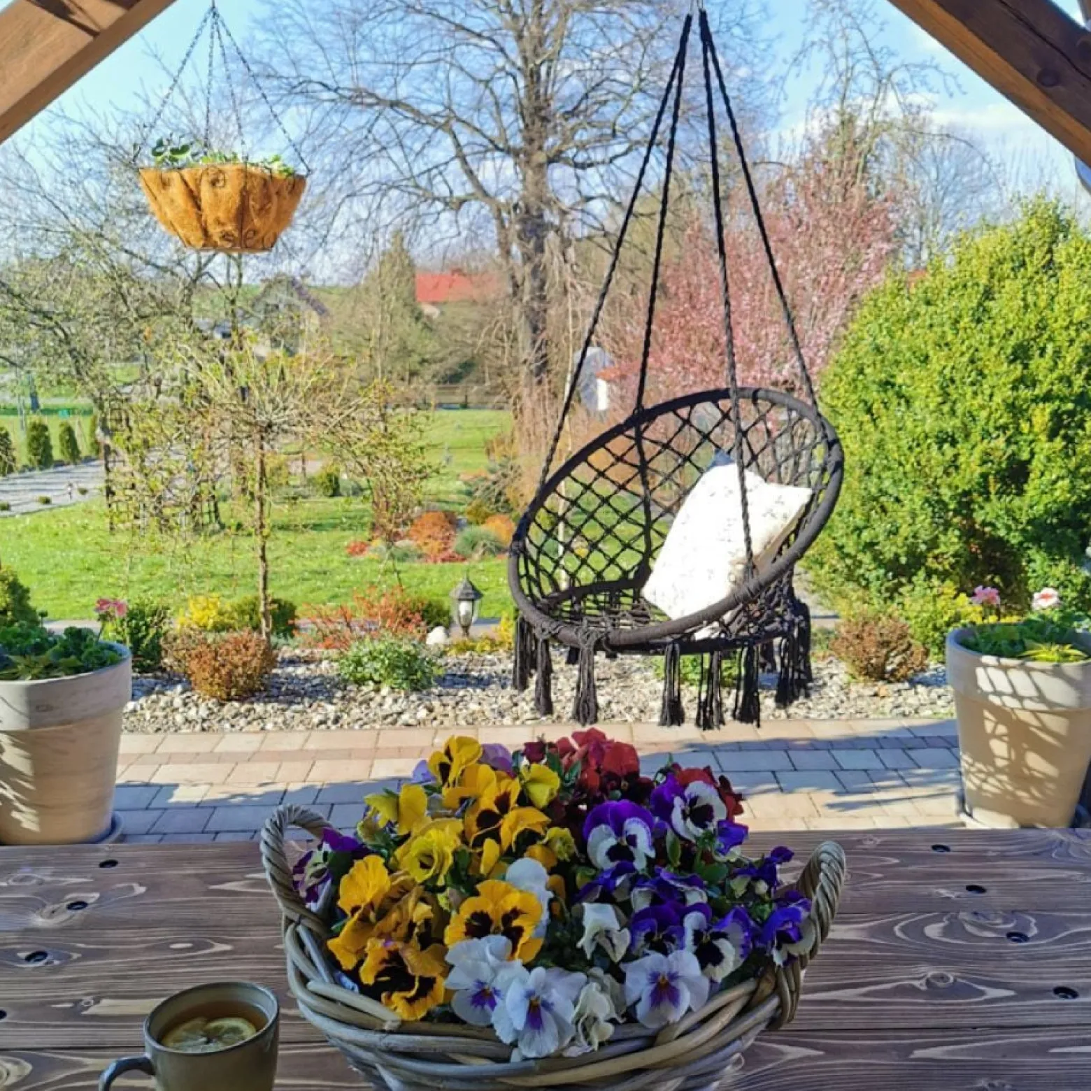 Fotel wiszący czarny Boho bocianie gniazdo