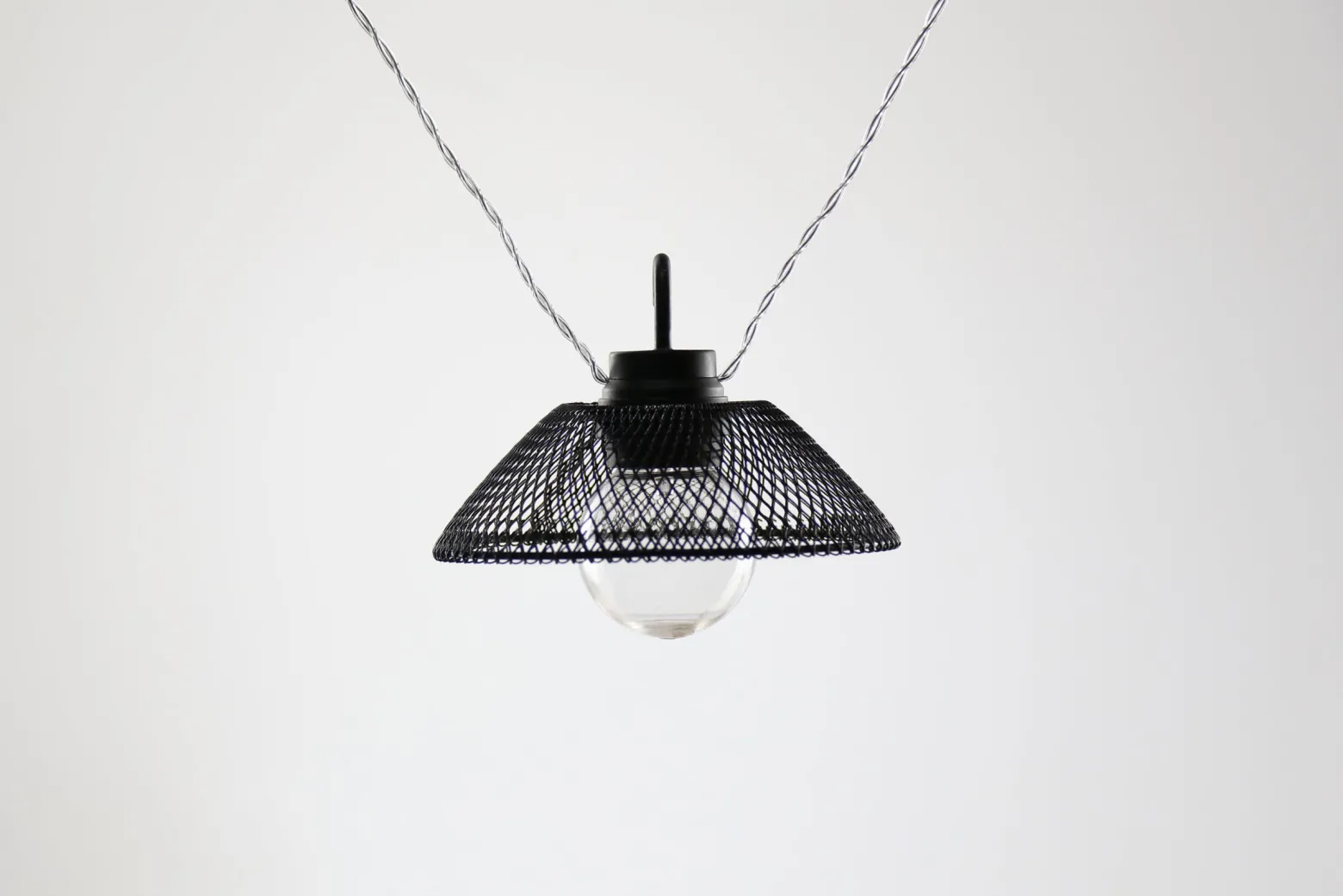 Girlanda ze światełkami na baterie 10 LED 2,1m ciepłe czarna