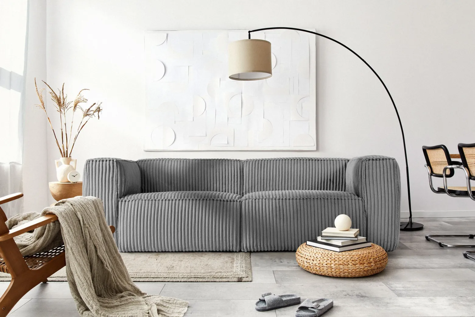 KONSIMO FEROX Nowoczesna sofa trzyosobowa w tkaninie sztruksowej