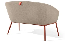 KONSIMO SOLIS Sofa jasnobrązowa na ogród/taras, stalowe nóżki, japandi