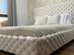Łóżko Styl Chesterfield Figo Extra Czarne Stelaż Metal 140