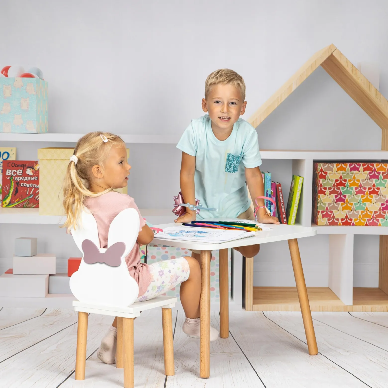 Krzesło dla dzieci Miki drewniane, białe - 60 cm