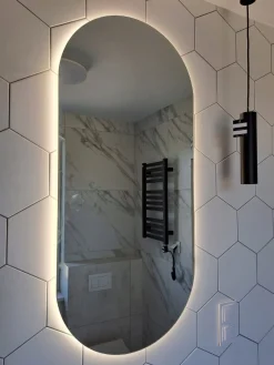 Lustro owalne łazienkowe led 50x90 podświetlane owal ledowe glamour