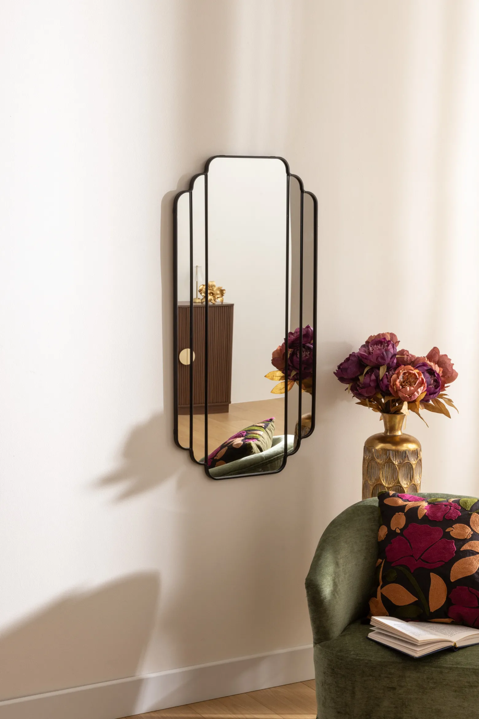 Lustro wiszące duże art deco BENEDITA, metalowa rama, 50,5 x 100,3 cm