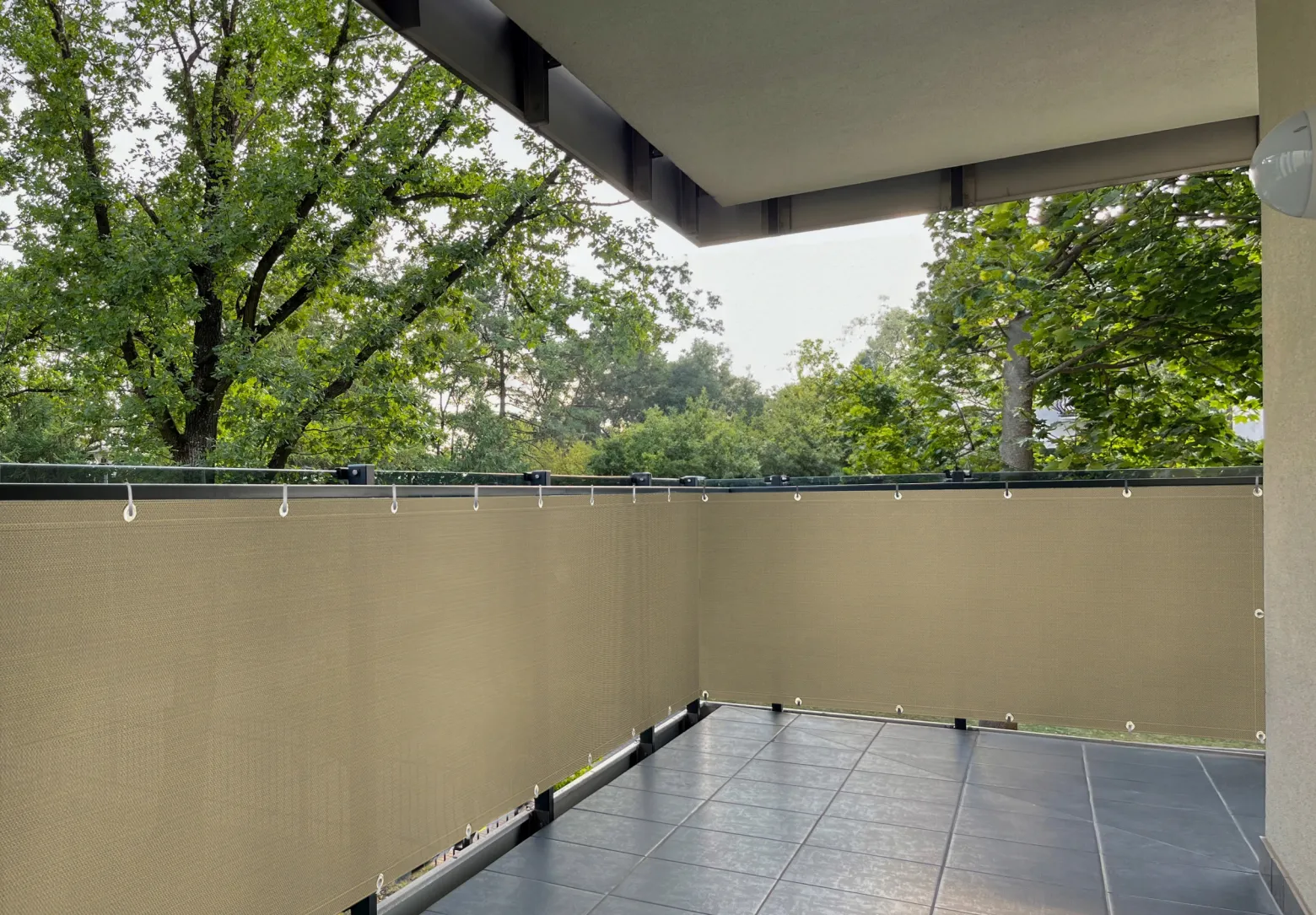 Osłona balkonowa na balkon, taras, płot – mata maskująca 0,8x5m beżowa