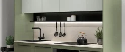 Oświetlenie LED z półką 210 cm do kuchni Milino czarna