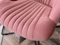 Różowy Welurowy Fotel Nell Glamour Do Salonu I Sypialni