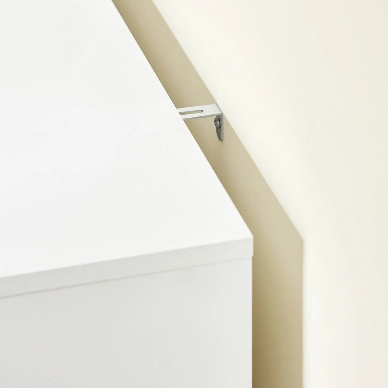 SoBuy Szafka na buty z trzema drzwiczkami 80x34x122.1cm FSR189-NW