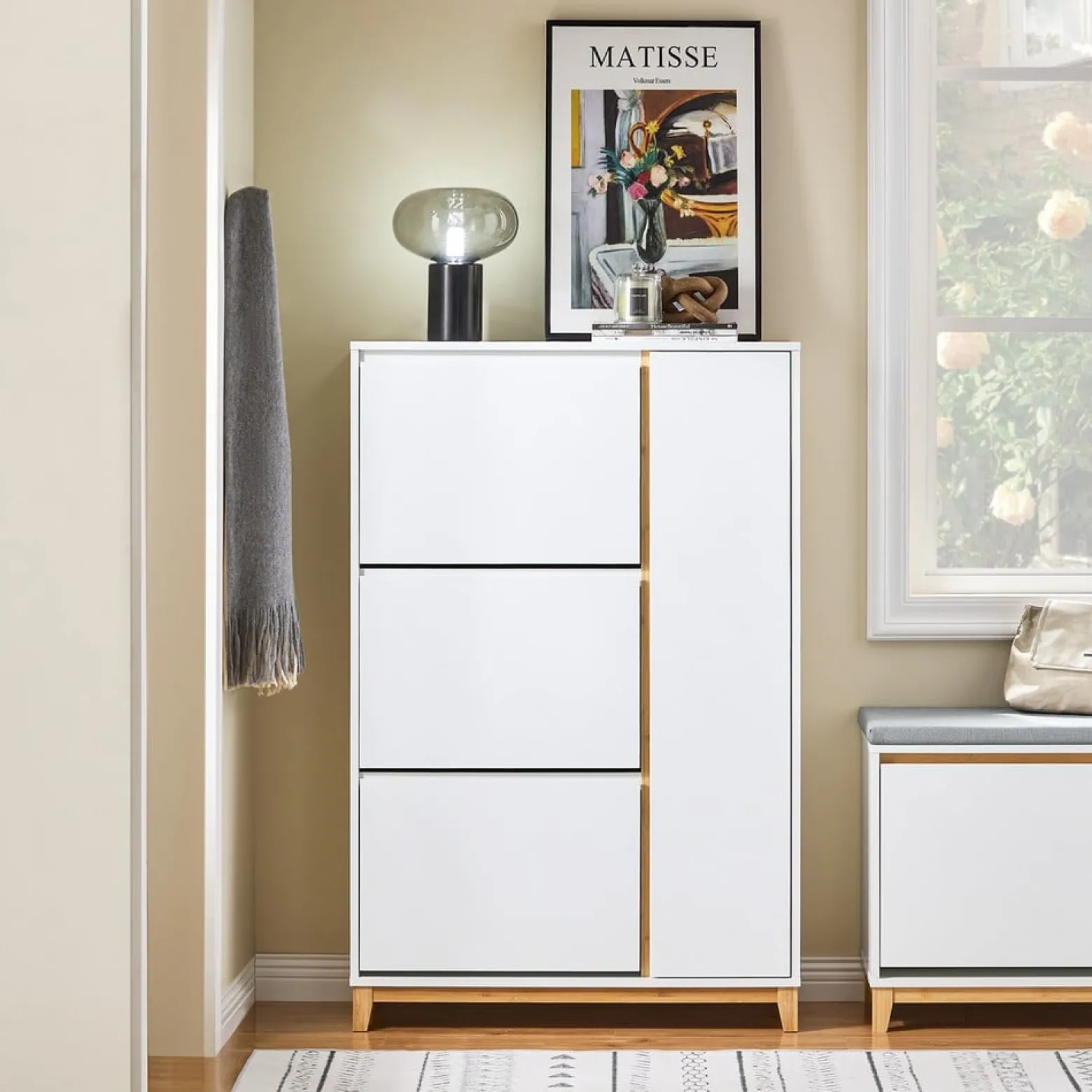 SoBuy Szafka na buty z trzema drzwiczkami 80x34x122.1cm FSR189-NW