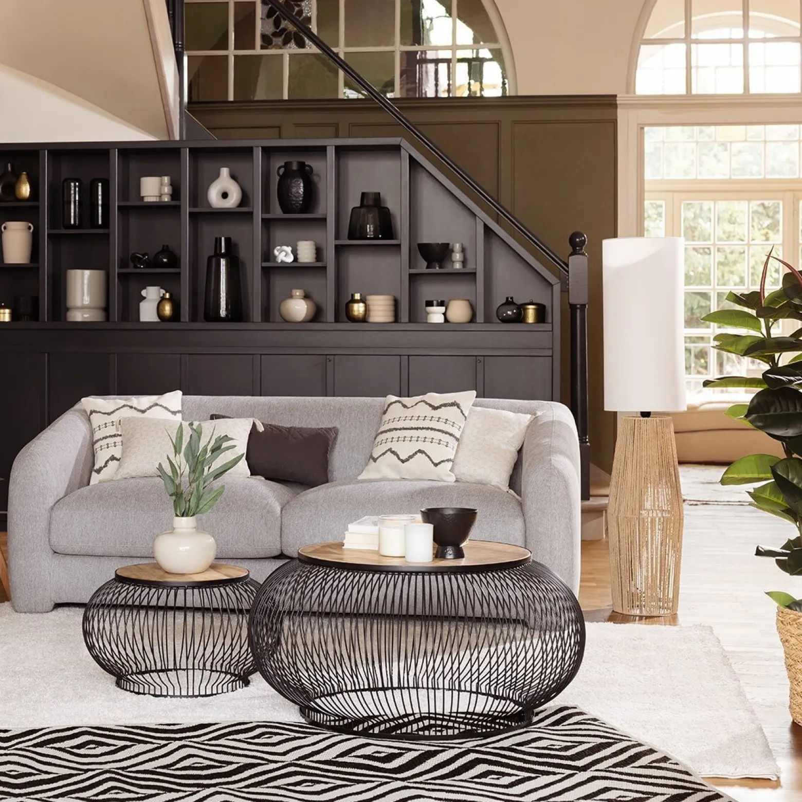 Sofa rozkładana Guppy szara jasna w stylu nowoczesnym