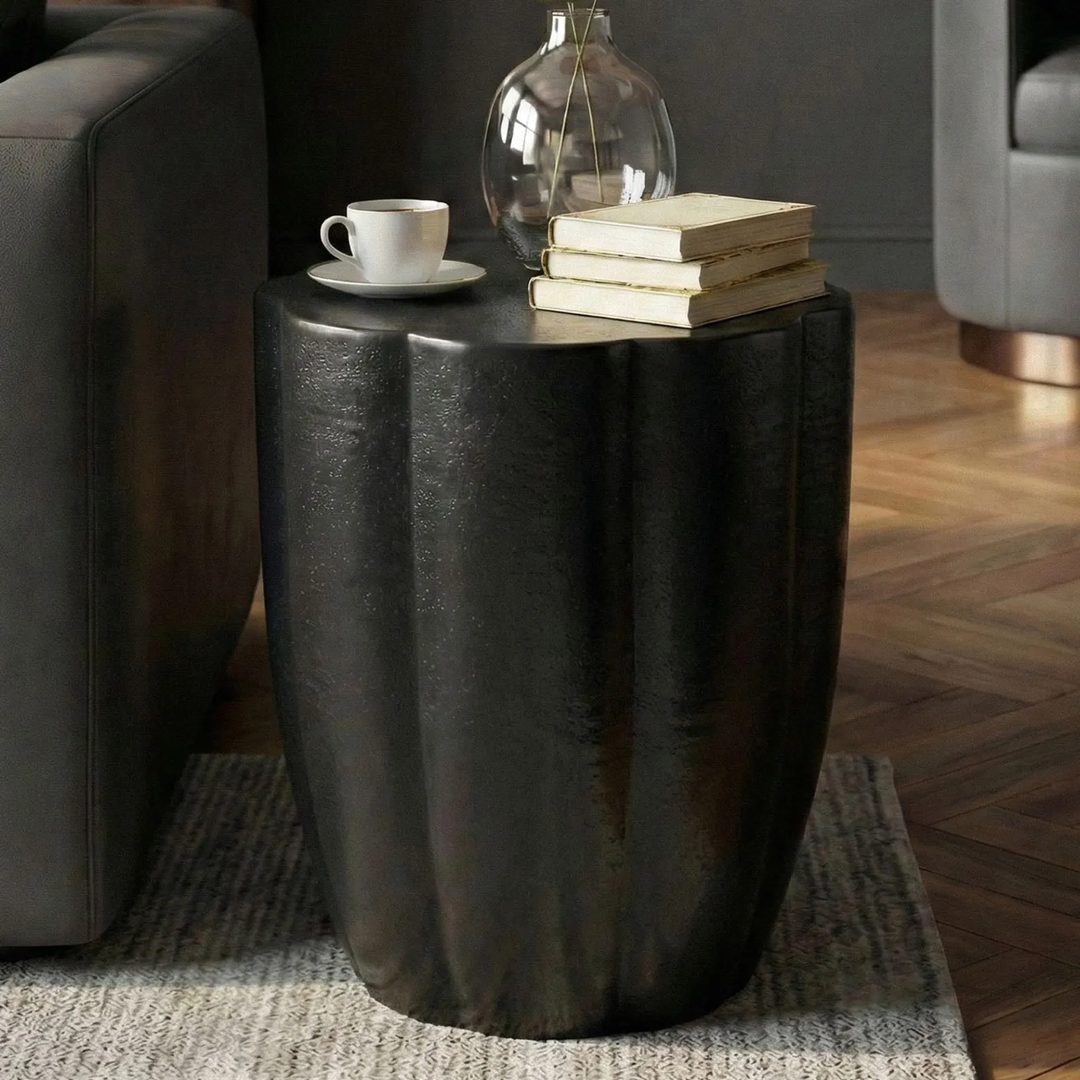 Stolik boczny aluminiowy, dekoracyjny, metalowy, pomocniczy, sofowy, mały