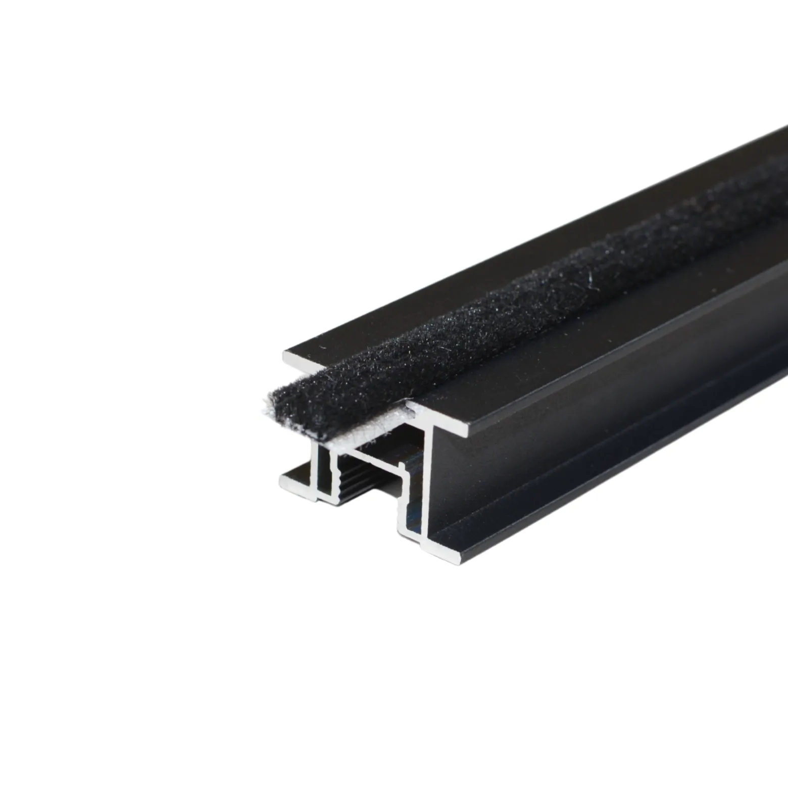 Szczotka odbojowa, wsuwana do drzwi przesuwnych 14x4 mm - Czarna 6m