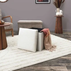 Sztruksowa pufa Boxy kremowa ze schowkiem 38x38x38 cm nowoczesna