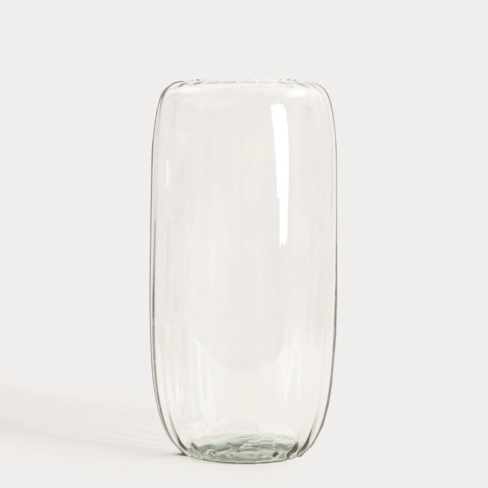 Wazon LUKI ryflowany transparentny ze szkła z recyklingu 13x45 cm HOMLA
