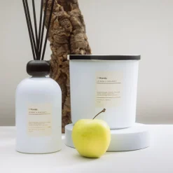 Świeca zapachowa VELUMA Jasmine&Bergamot 870 g HOMLA