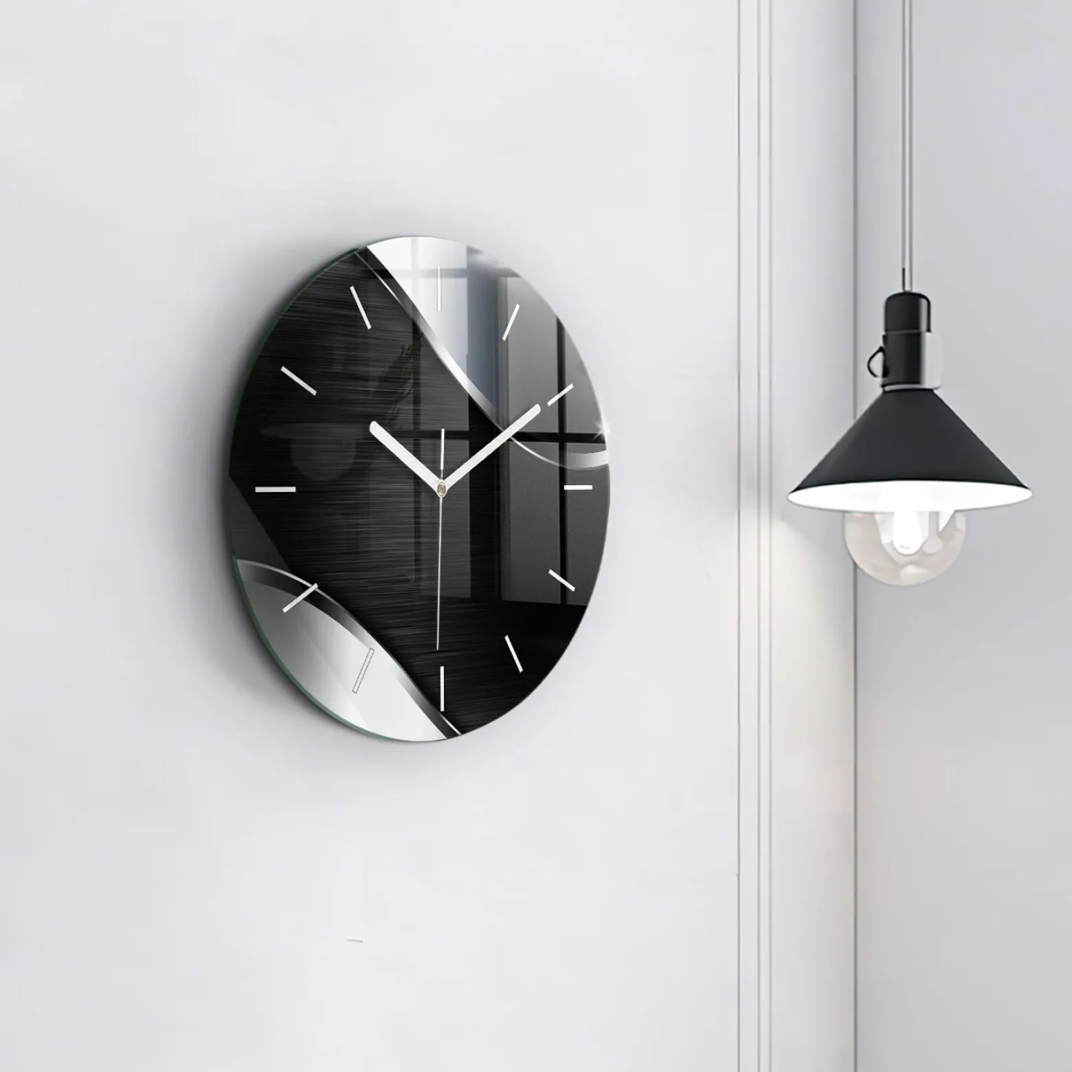 Zegar ścienny dekoracyjny cichy Czarno srebrne linie fi30