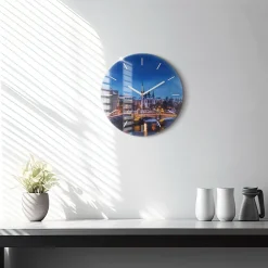 Zegar ze szkła ścienny Panorama miasta Pilzno fi30