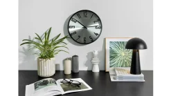 Zegar ścienny metalowy Brisbane Silver 30 cm srebrny