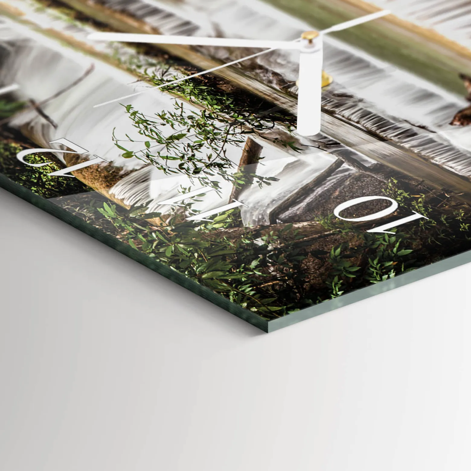 Zegar natura 30x30 Kaskada design na ścianę