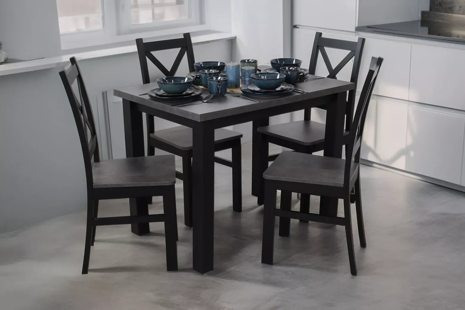 Zestaw stół 120x80 z 4 krzesłami M002-4 Czarny/Beton