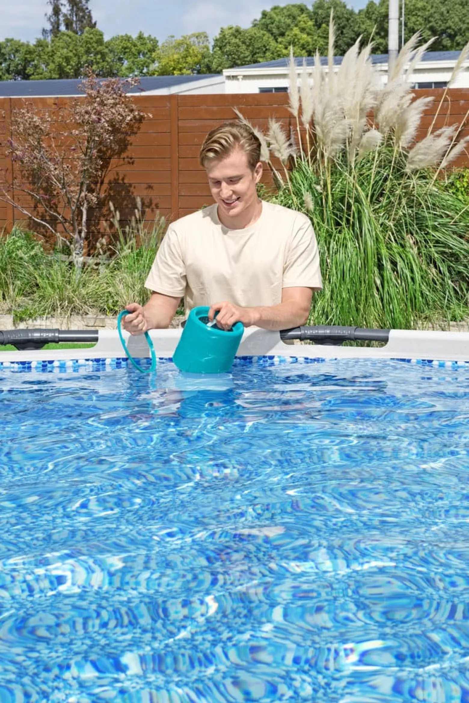 Zestaw Do Czyszczenia Basenu Deluxe + Skimmer Bestway 58237